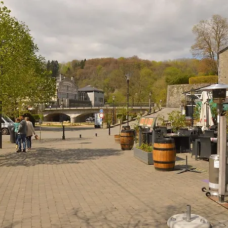 بيت للعطل Comfortable Bungalow In Durbuy With River Ourthe View Bomal