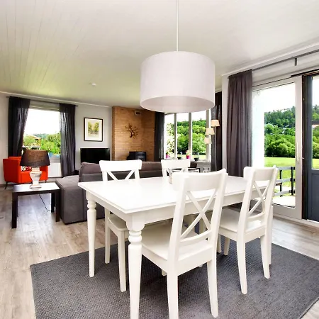 Comfortable Bungalow In Durbuy With River Ourthe View بيت للعطل *