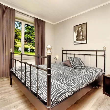 Vakantiehuis Comfortable Bungalow In Durbuy With River Ourthe View *